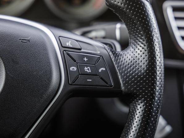Mercedes-Benz E-Класс IV (W212 S212 C207) Рестайлинг с пробегом 2015 года, цена 1 698 000 рублей, 226907 км, седан, Автокод Объявления