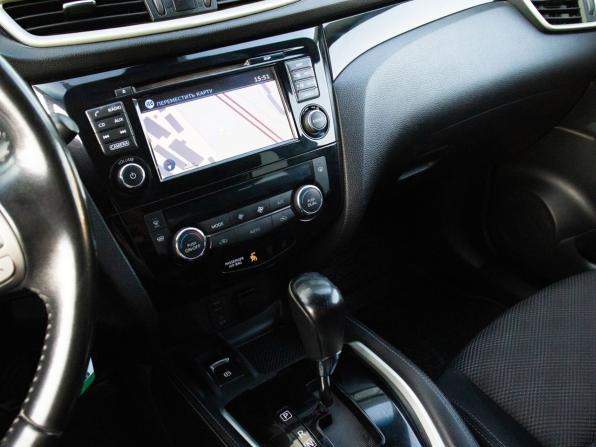Nissan Qashqai II с пробегом 2017 года, цена 1 390 000 рублей, 107584 км, внедорожник, Автокод Объявления