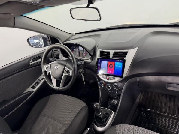 Hyundai Solaris I с пробегом 2012 года, цена 680 000 рублей, 220500 км, хэтчбек, Автокод Объявления