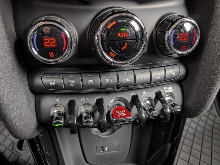Mini Hatch III (F55/F56) Рестайлинг Москва  - изображение 20