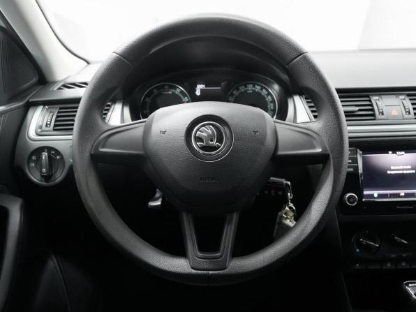 Skoda Rapid I Рестайлинг с пробегом 2019 года, цена 1 421 000 рублей, 117000 км, лифтбек, Автокод Объявления