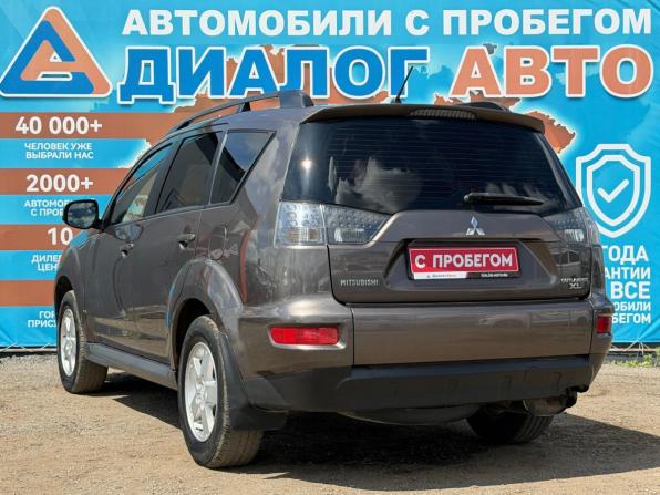 Mitsubishi Outlander II Рестайлинг с пробегом 2010 года, цена 950 000 рублей, 252000 км, внедорожник, Автокод Объявления