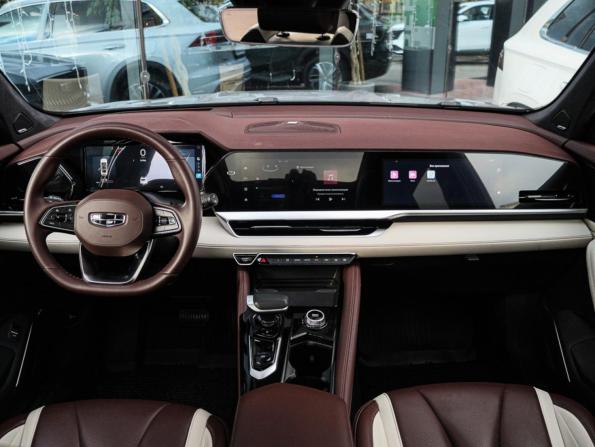 Geely Monjaro I с пробегом 2023 года, цена 3 250 000 рублей, 35278 км, внедорожник, Автокод Объявления