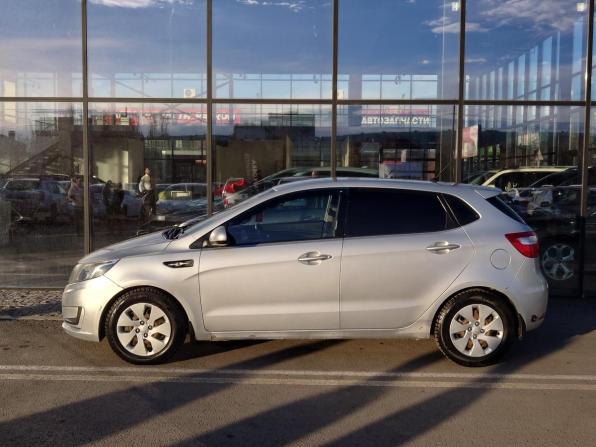 Kia Rio III с пробегом 2013 года, цена 700 000 рублей, 168972 км, хэтчбек, Автокод Объявления