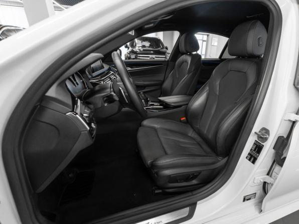 BMW 5 серии VII (G30/G31/G38) с пробегом 2018 года, цена 3 199 000 рублей, 135955 км, седан, Автокод Объявления
