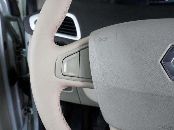 Renault Scenic III с пробегом 2010 года, цена 859 000 рублей, 275167 км, компактвэн, Автокод Объявления