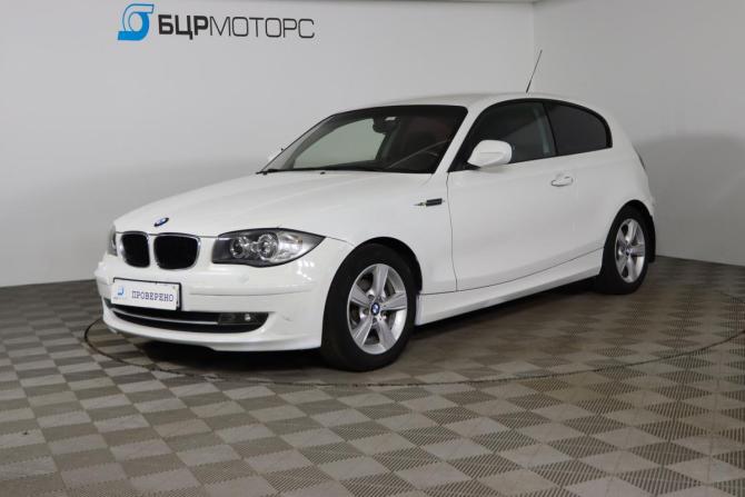 BMW 1 серии I (E81/E82/E87/E88) Рестайлинг с пробегом 2011 года, цена 629 990 рублей, 221535 км, хэтчбек, Автокод Объявления