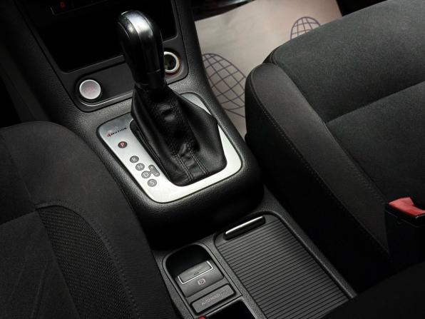 Volkswagen Tiguan I Рестайлинг с пробегом 2015 года, цена 1 549 000 рублей, 208881 км, внедорожник, Автокод Объявления