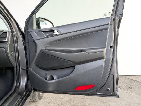 Hyundai Tucson III Рестайлинг с пробегом 2019 года, цена 2 340 000 рублей, 95268 км, внедорожник, Автокод Объявления