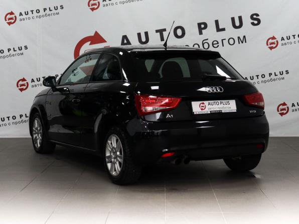 Audi A1 I (8X) с пробегом 2011 года, цена 929 000 рублей, 158303 км, хэтчбек, Автокод Объявления
