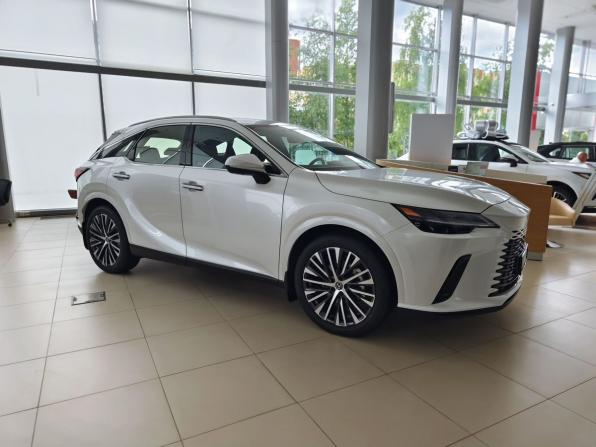 Lexus RX V с пробегом 2024 года, цена 10 490 000 рублей, 70 км, внедорожник, Автокод Объявления