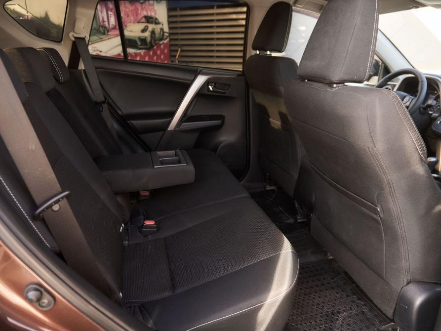Toyota RAV4 IV (XA40) Рестайлинг Казань  - изображение 8