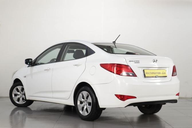 Hyundai Solaris I Рестайлинг с пробегом 2016 года, цена 989 000 рублей, 153200 км, седан, Автокод Объявления
