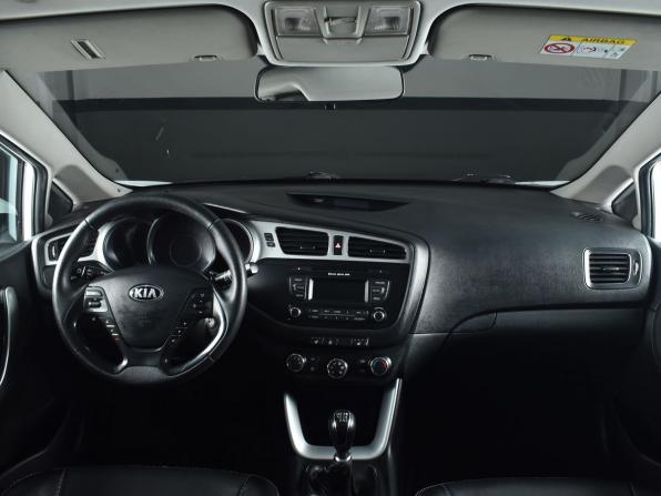 Kia Ceed II с пробегом 2013 года, цена 949 995 рублей, 174770 км, хэтчбек, Автокод Объявления