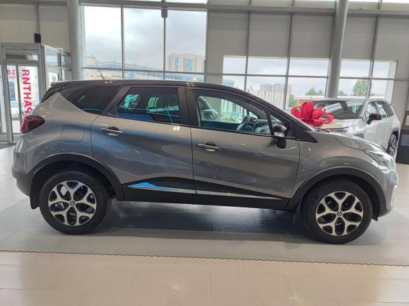 Renault Kaptur I с пробегом 2017 года, цена 1 369 000 рублей, 63796 км, внедорожник, Автокод Объявления
