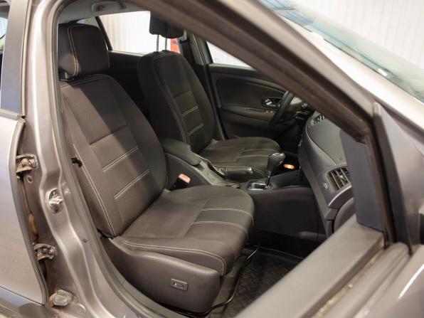 Renault Megane III Рестайлинг с пробегом 2013 года, цена 905 000 рублей, 159390 км, хэтчбек, Автокод Объявления