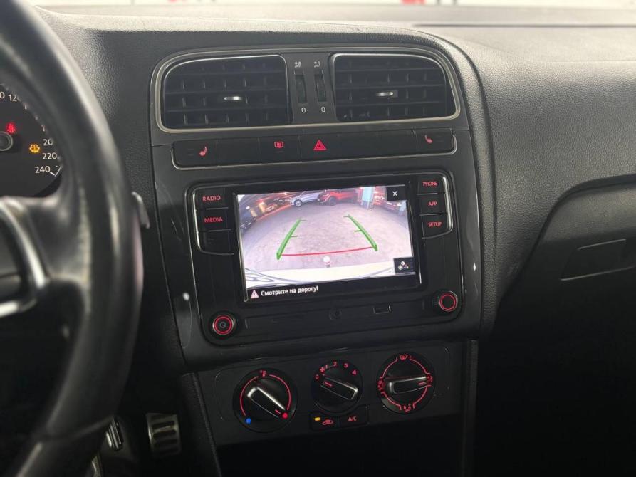 Volkswagen Polo V Рестайлинг Санкт-Петербург  - изображение 16