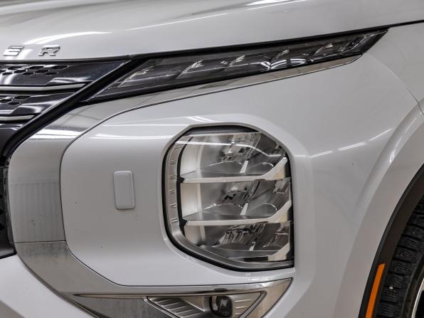 Mitsubishi Outlander IV с пробегом 2022 года, цена 3 048 000 рублей, 97847 км, внедорожник, Автокод Объявления
