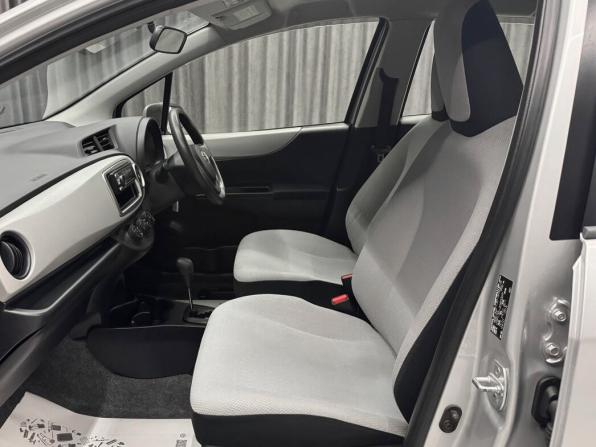 Toyota Vitz III (XP130) с пробегом 2013 года, цена 680 000 рублей, 172000 км, хэтчбек, Автокод Объявления