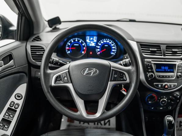 Hyundai Solaris I Рестайлинг с пробегом 2016 года, цена 1 220 000 рублей, 59488 км, седан, Автокод Объявления
