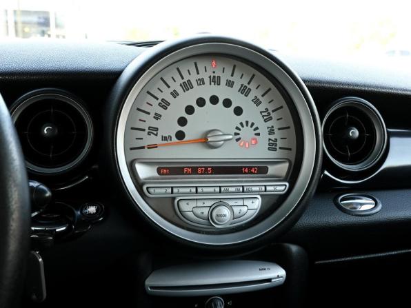 Mini Clubman I с пробегом 2009 года, цена 719 000 рублей, 244896 км, хэтчбек, Автокод Объявления