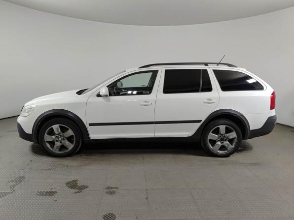 Skoda Octavia II (A5) Рестайлинг с пробегом 2012 года, цена 950 000 рублей, 398788 км, универсал, Автокод Объявления