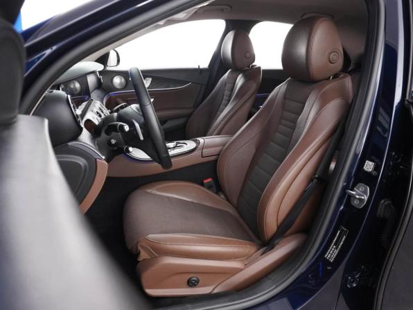 Mercedes-Benz E-Класс V (W213 S213 C238) с пробегом 2017 года, цена 3 150 055 рублей, 129156 км, седан, Автокод Объявления