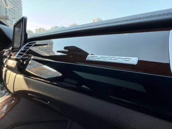Audi A8 III (D4) Рестайлинг с пробегом 2014 года, цена 1 975 000 рублей, 202000 км, седан, Автокод Объявления
