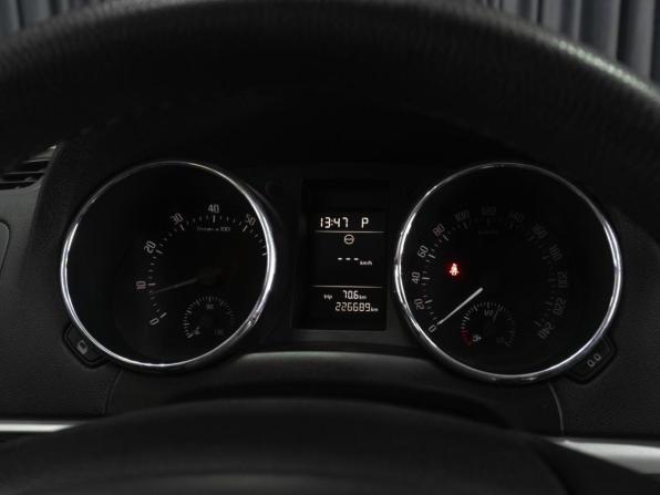 Skoda Yeti I с пробегом 2012 года, цена 719 000 рублей, 226689 км, внедорожник, Автокод Объявления