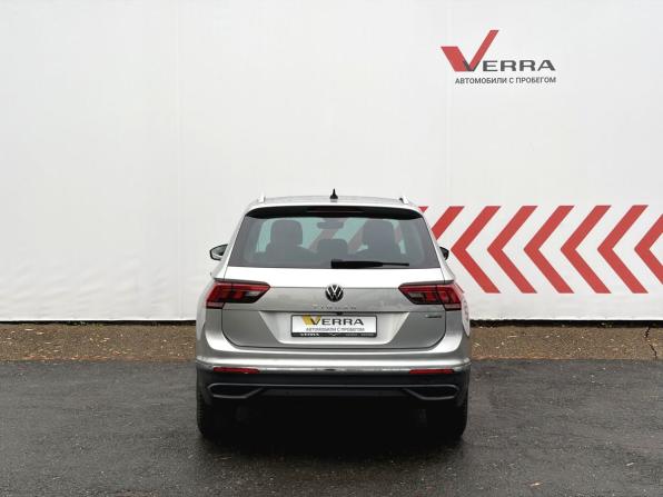 Volkswagen Tiguan II Рестайлинг с пробегом 2020 года, цена 3 150 000 рублей, 46063 км, внедорожник, Автокод Объявления