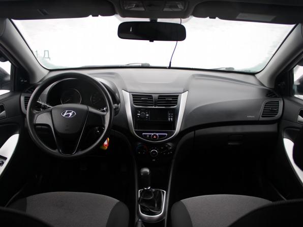 Hyundai Solaris I с пробегом 2013 года, цена 649 000 рублей, 174488 км, седан, Автокод Объявления