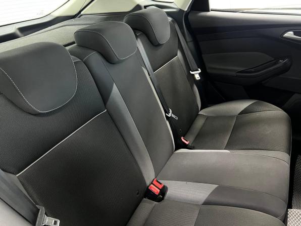 Ford Focus III с пробегом 2012 года, цена 850 000 рублей, 181976 км, хэтчбек, Автокод Объявления