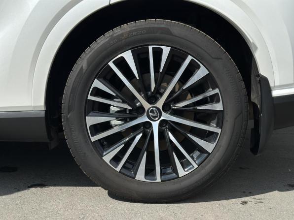 Lexus RX V с пробегом 2023 года, цена 8 930 000 рублей, 3355 км, внедорожник, Автокод Объявления