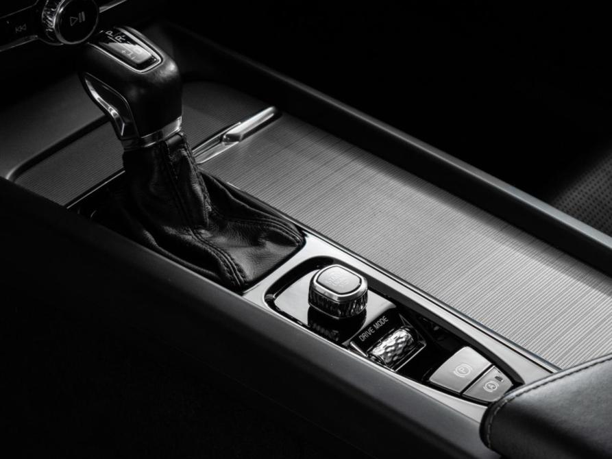 Volvo XC60 II Москва  - изображение 17