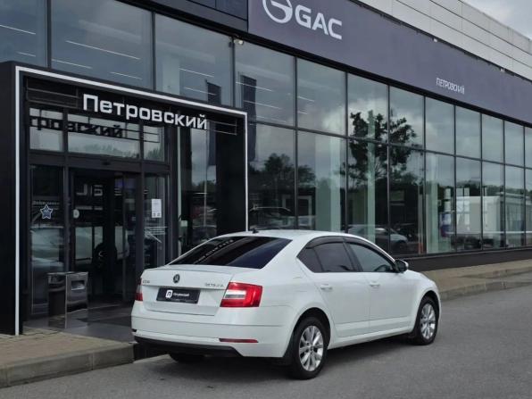 Skoda Octavia III (A7) Рестайлинг с пробегом 2017 года, цена 1 620 000 рублей, 169002 км, лифтбек, Автокод Объявления