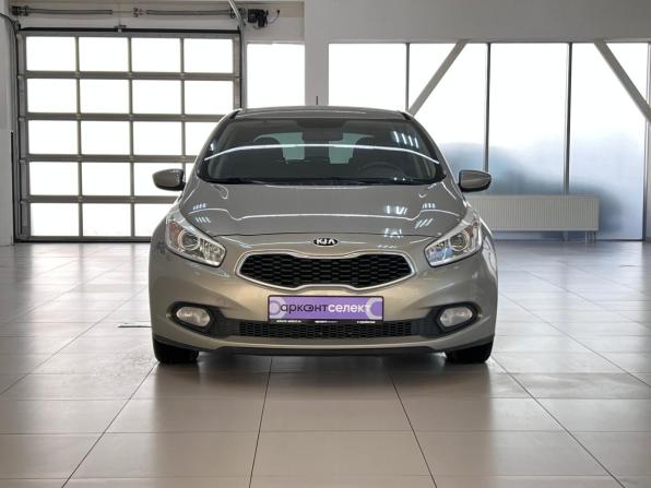 Kia Ceed II с пробегом 2014 года, цена 1 190 000 рублей, 172000 км, хэтчбек, Автокод Объявления