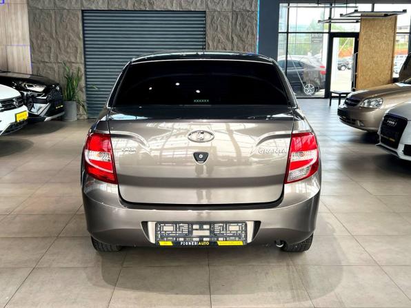 Lada (ВАЗ) Granta I с пробегом 2017 года, цена 685 000 рублей, 65174 км, седан, Автокод Объявления