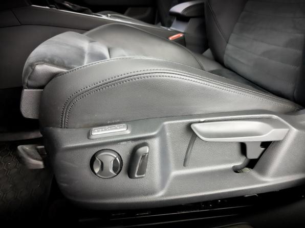 Volkswagen Passat B8 с пробегом 2018 года, цена 2 645 000 рублей, 66799 км, седан, Автокод Объявления