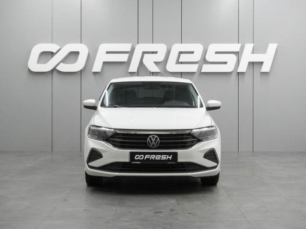 Volkswagen Polo VI с пробегом 2022 года, цена 1 724 000 рублей, 44902 км, лифтбек, Автокод Объявления