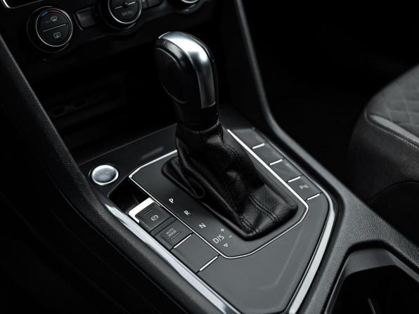 Volkswagen Tiguan II с пробегом 2020 года, цена 1 880 000 рублей, 131502 км, внедорожник, Автокод Объявления