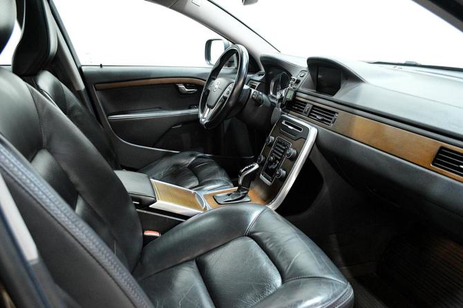 Volvo XC70 II Рестайлинг с пробегом 2014 года, цена 2 147 000 рублей, 131000 км, универсал, Автокод Объявления