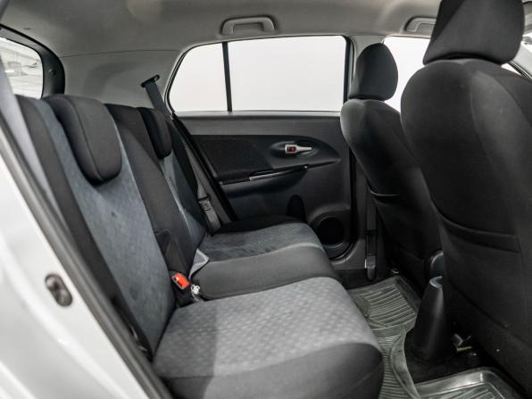 Toyota Ist II с пробегом 2010 года, цена 940 000 рублей, 154559 км, хэтчбек, Автокод Объявления