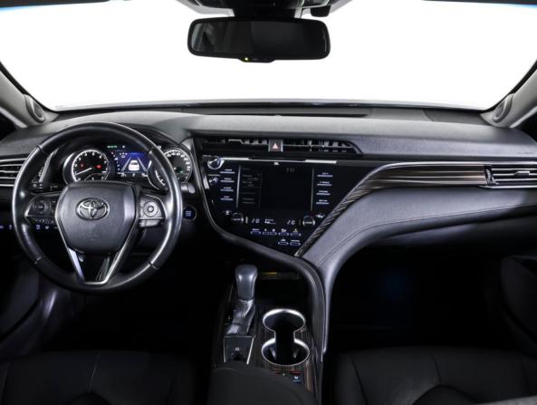 Toyota Camry VIII (XV70) с пробегом 2020 года, цена 2 940 000 рублей, 133000 км, седан, Автокод Объявления