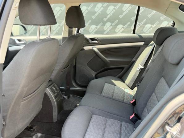 Skoda Octavia II (A5) Рестайлинг с пробегом 2011 года, цена 740 000 рублей, 163000 км, лифтбек, Автокод Объявления