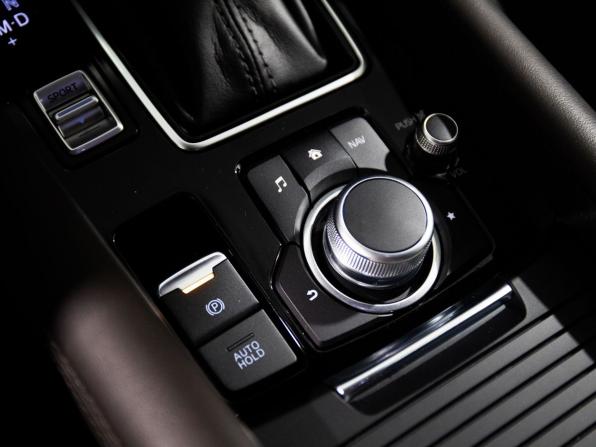 Mazda 6 III (GJ) Рестайлинг 2 с пробегом 2021 года, цена 3 028 500 рублей, 36557 км, седан, Автокод Объявления