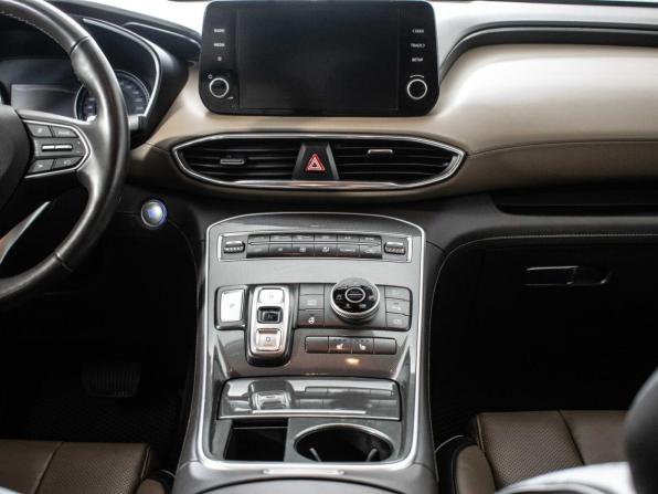 Hyundai Santa Fe IV Рестайлинг с пробегом 2021 года, цена 2 980 000 рублей, 79621 км, внедорожник, Автокод Объявления