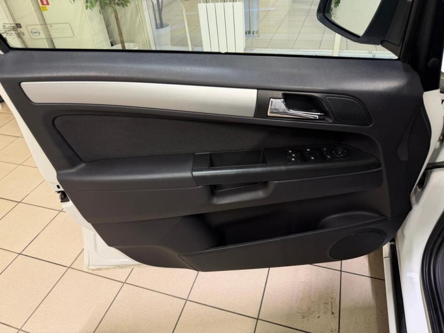 Opel Zafira B Рестайлинг Волгоград  - изображение 15