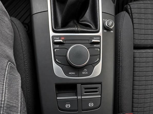 Audi A3 III (8V) с пробегом 2014 года, цена 1 348 000 рублей, 222040 км, седан, Автокод Объявления