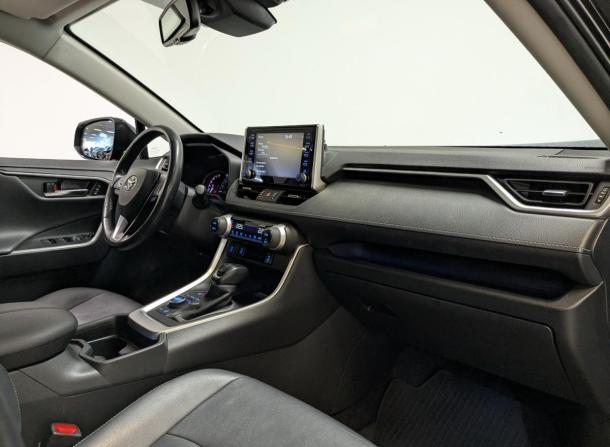 Toyota RAV4 V (XA50) с пробегом 2022 года, цена 3 650 000 рублей, 90558 км, внедорожник, Автокод Объявления