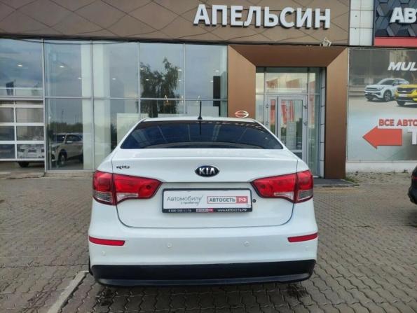 Kia Rio III Рестайлинг с пробегом 2016 года, цена 860 000 рублей, 137068 км, седан, Автокод Объявления